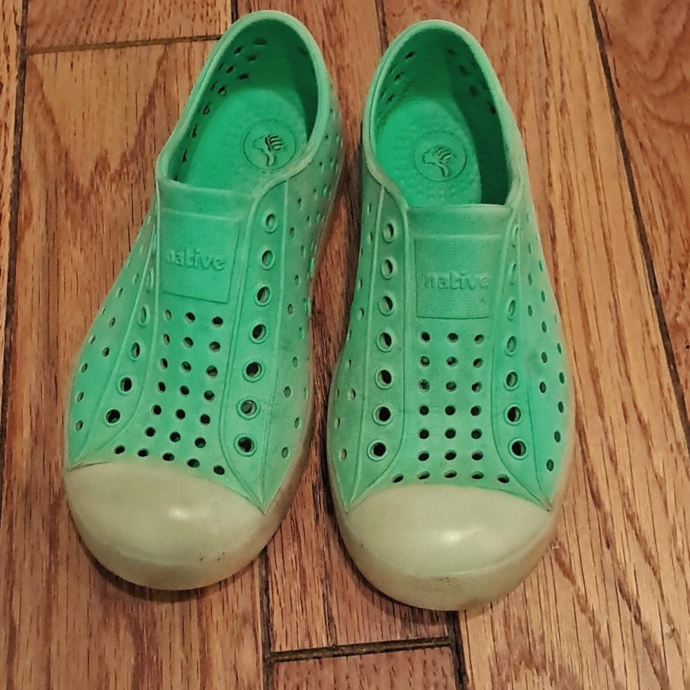 Native Jefferson size 12